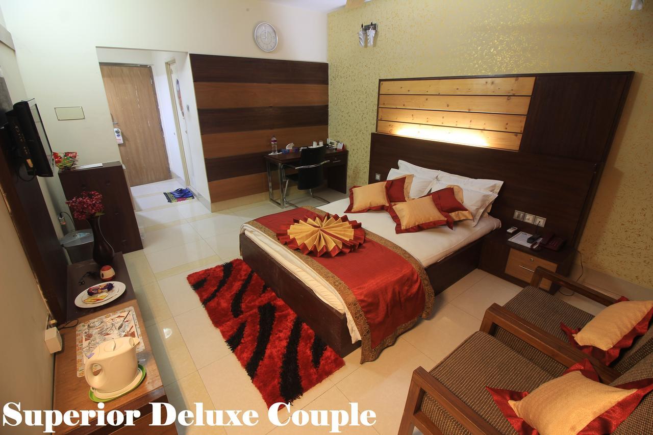 Tiger Garden Int Hotel Khulna Kültér fotó